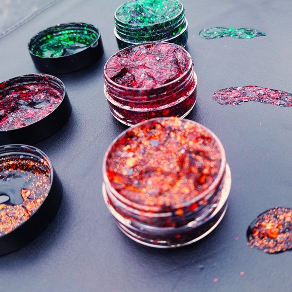 Alchemy Workshop Handmade Body Glitter Gel - Halloween Edition - Hallows (10ml) - Picture 7 of 9